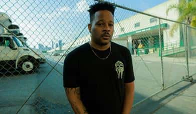 Open Mike Eagle: Neighborhood Gods International Tour