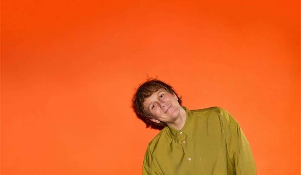 Josh Thomas: Jiggle Jiggle