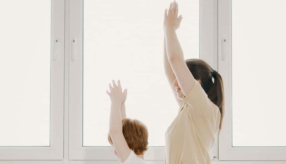 Creative Calm: Family Yoga
