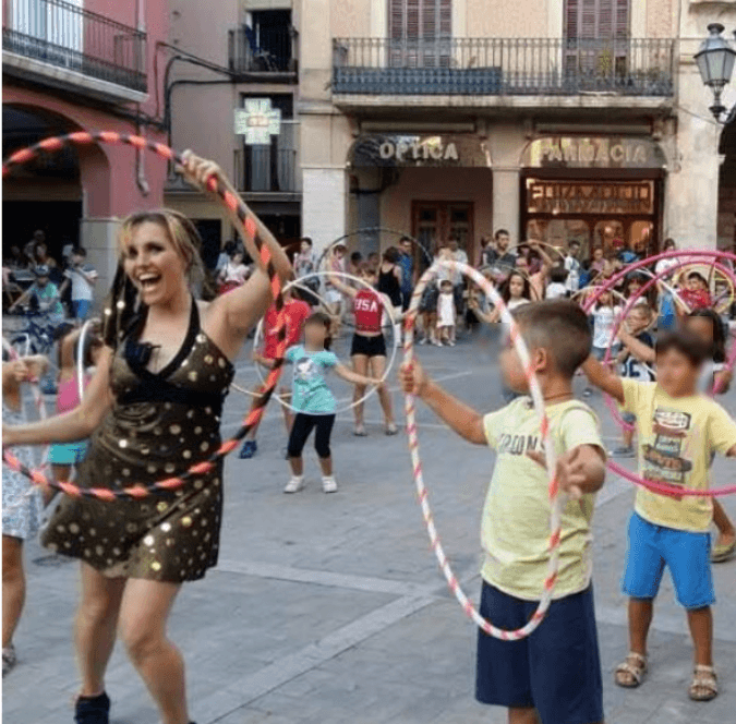 Be hoop a hula