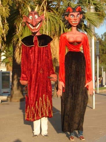 Festes de la Unió | Trobada de puntaires i gegants, cercavila i vermut electrònic