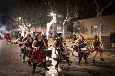 Tabalada a cargo de los Tabalers de Castelldefels