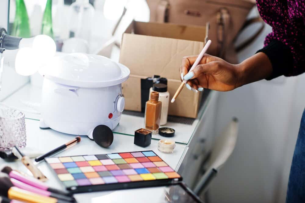Clases de maquillaje para autocuidarse