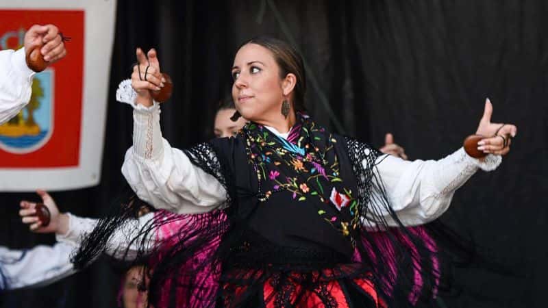 Festival Folclórico Internacional de Coruxo