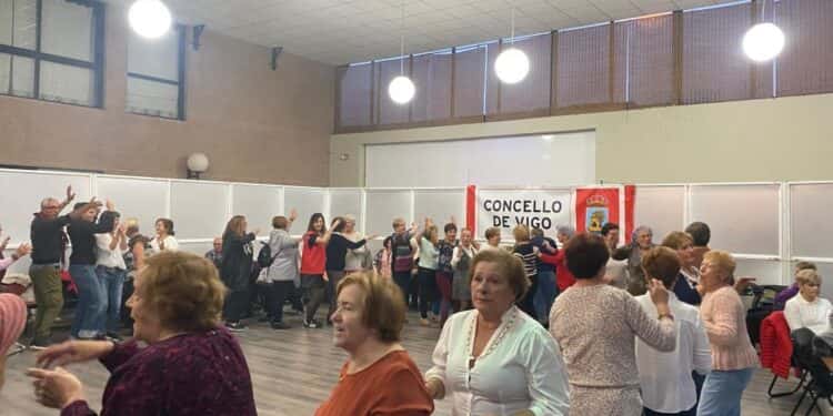 Bailes para mayores en San Miguel de Oia