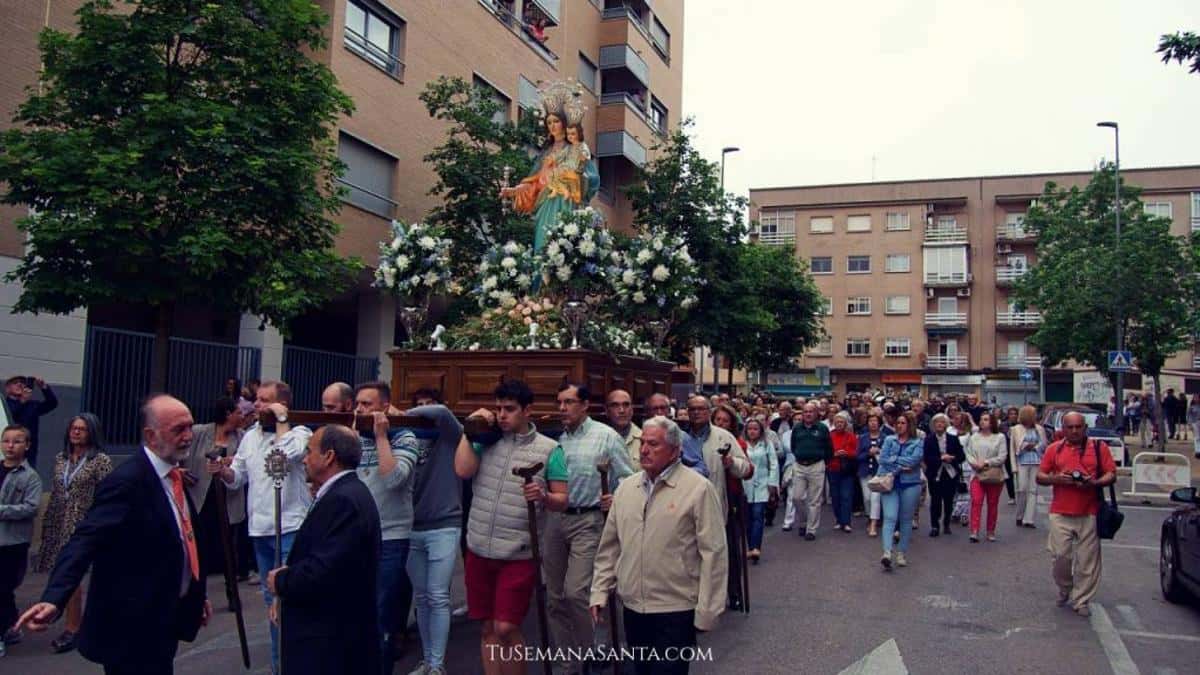 Triduo para celebrar las fiestas de María Auxiliadora