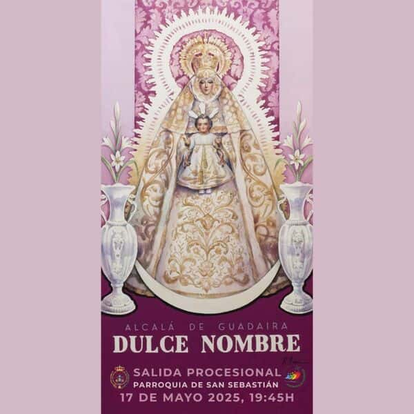 Salida procesional de la imagen del Dulce Nombre
