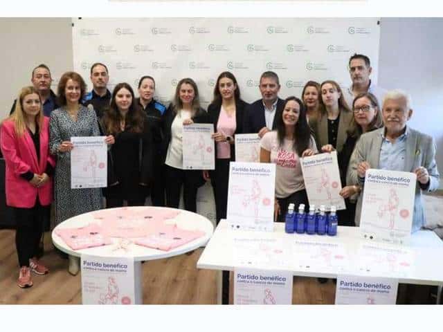 Partido de fútbol benéfico contra el cáncer de mama