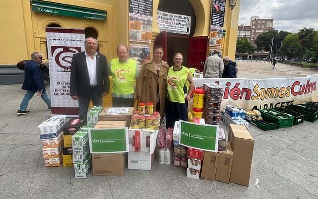Recogida solidaria de alimentos a favor del Cotolengo