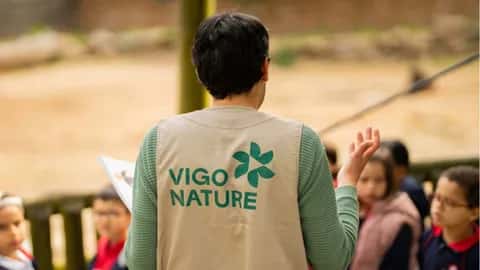 Jornada de arborismo con circuito de tirolinas en VigoNature