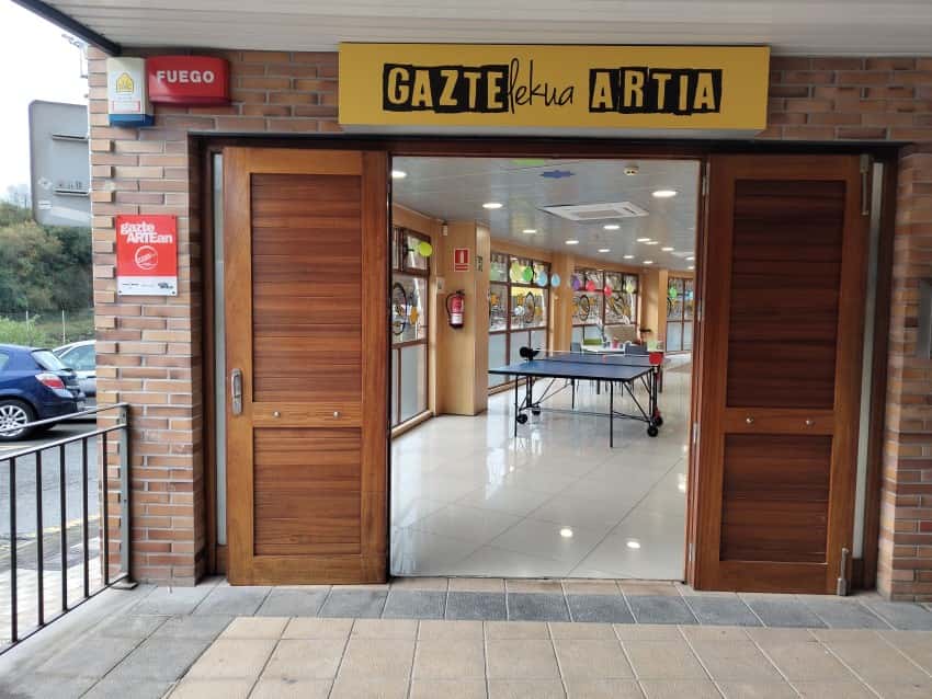Juegos de agua en Gazteleku Artia
