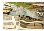 Vista aérea o superior de la cubierta ondulada y la estructura del Edificio Fontán