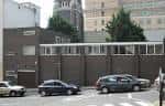 Vista exterior del Wagner Hall en Regency Road, Brighton, desde la calle