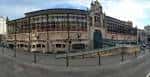 Vista panorámica exterior del edificio histórico del Mercado de la Esperanza