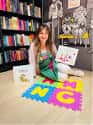 Sesión de cuentacuentos en el área infantil de la librería