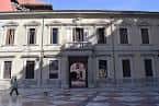 Fachada principal del Palacio Episcopal, sede del Alma Mater Museum