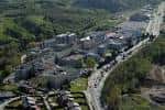 Vista aérea del complejo hospitalario de Donostia y su entorno