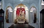 Vista del altar principal y el interior de la Ermita de Zamarrilla