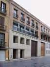 Edificio de arquitectura moderna destinado a casa hermandad en Málaga