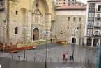Perspectiva elevada de la Plaza de la Encarnación y su arquitectura tradicional