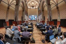 Salón de actos y eventos ubicado en el espacio de la antigua capilla con techos abovedados