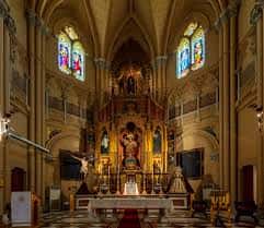 Interior del altar mayor de la Iglesia del Sagrado Corazón