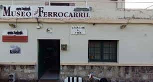Fachada exterior del Museo del Ferrocarril de Santander