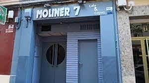 Fachada exterior de la Sala Moliner 7 en Zaragoza