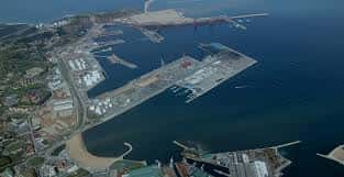 Ampliación del puerto de El Musel desde una perspectiva aérea