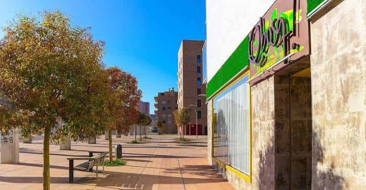 Fachada exterior del Qbosq Gastrobar en Vitoria