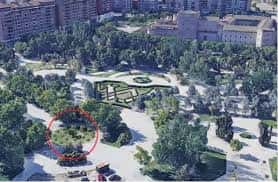Vista aérea del Parque de la Paz con zonas verdes y caminos peatonales