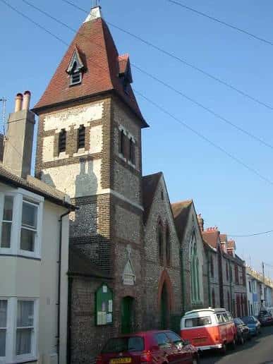 Vista exterior de la fachada de la Iglesia de la Anunciación en Brighton
