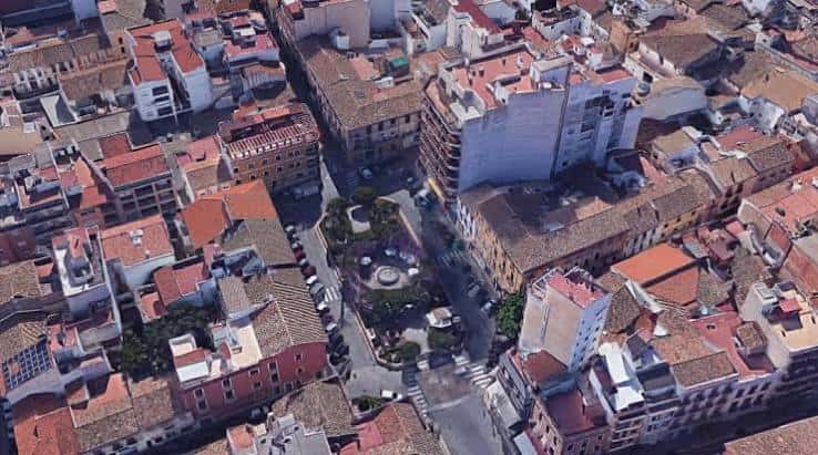 Vista aérea de la Glorieta del País Valencià en el centro urbano de Dénia
