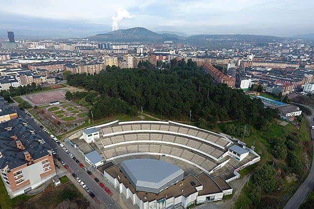 Vista aérea del Auditorio Municipal de Ponferrada y sus alrededores