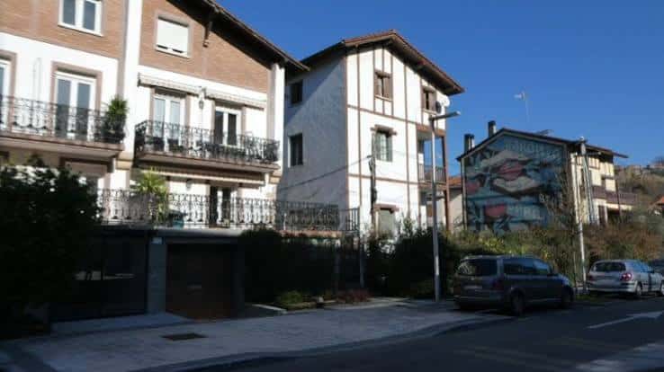 Casas tradicionales en el barrio de Loiola