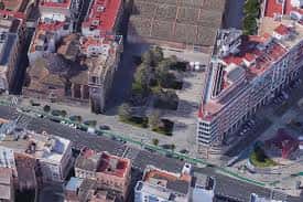 Vista aérea de la Plaza del Tribunal de les Aigües y su entorno urbano
