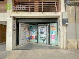 Fachada del local comercial en Carrer Maragall, 17, Lleida