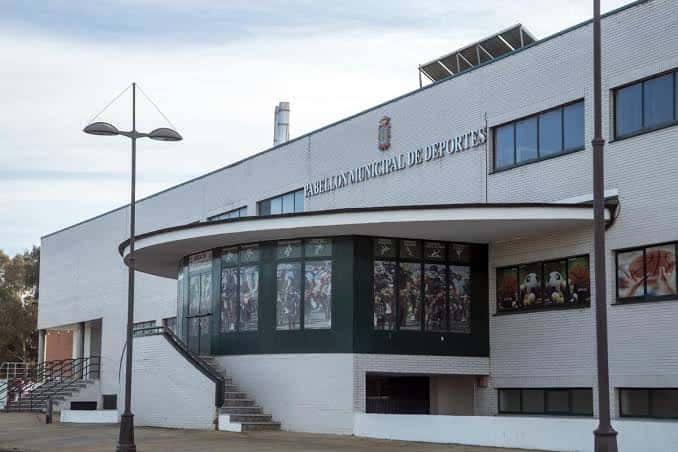 Fachada exterior del Pabellón Municipal de Deportes