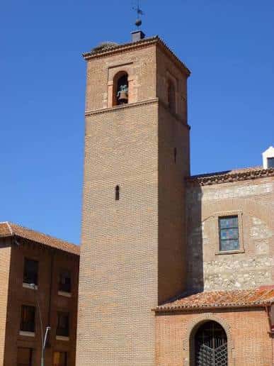 Detalle del campanario de la iglesia