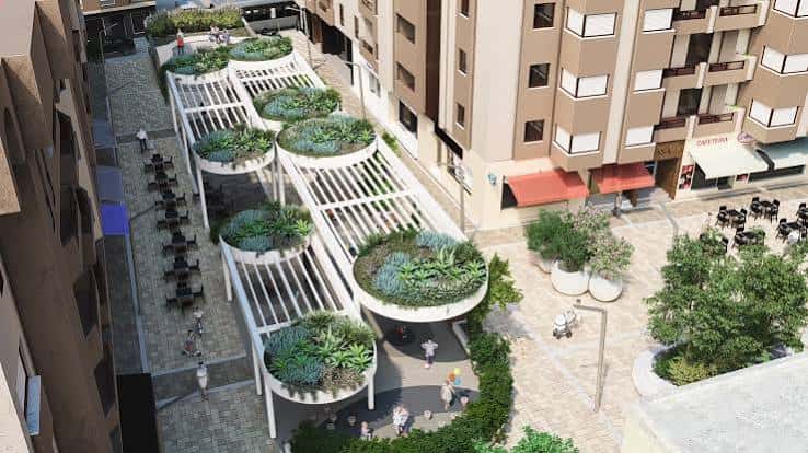 Vista aérea de la Plaza del Teatro Vicente mostrando su diseño con pérgolas y zonas verdes