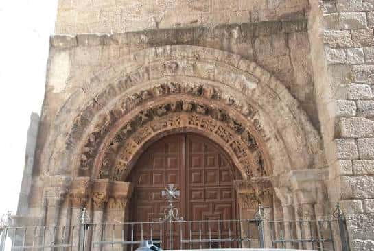 Portada románica de la Iglesia de San Vicente en Zamora