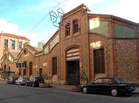 Vista exterior del edificio histórico de la Fundación Dávalos Fletcher en Castellón