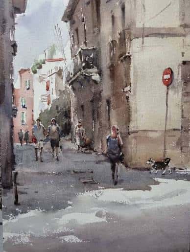 Vista artística de la calle con personas caminando y ambiente urbano