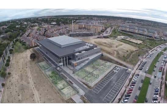 Vista aérea exterior del Polideportivo Rey Felipe VI y sus instalaciones deportivas