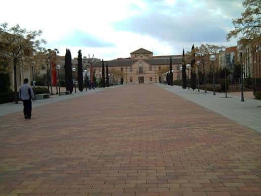 Vista amplia del Paseo del Rectorado en Ciudad Real