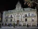 File:Fachada de la Universidad de Valladolid..jpg - Wikimedia Commons