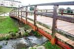 File:Puente-peatonal-de-arco-arroyo-sorravides-torrelavega-enero ...