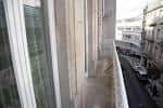 Vista urbana desde el balcón de un apartamento boutique en Vigo