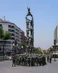 File:Tarragona, Skulptur -Castellers- -- 2006 -- 3.jpg - Wikimedia ...