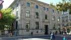 Vista exterior del Edificio de Correos de Ourense desde la calle